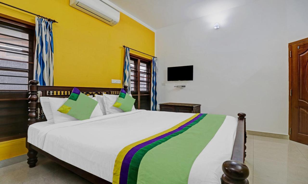 Treebo Backpackers Inn Kochi Esterno foto