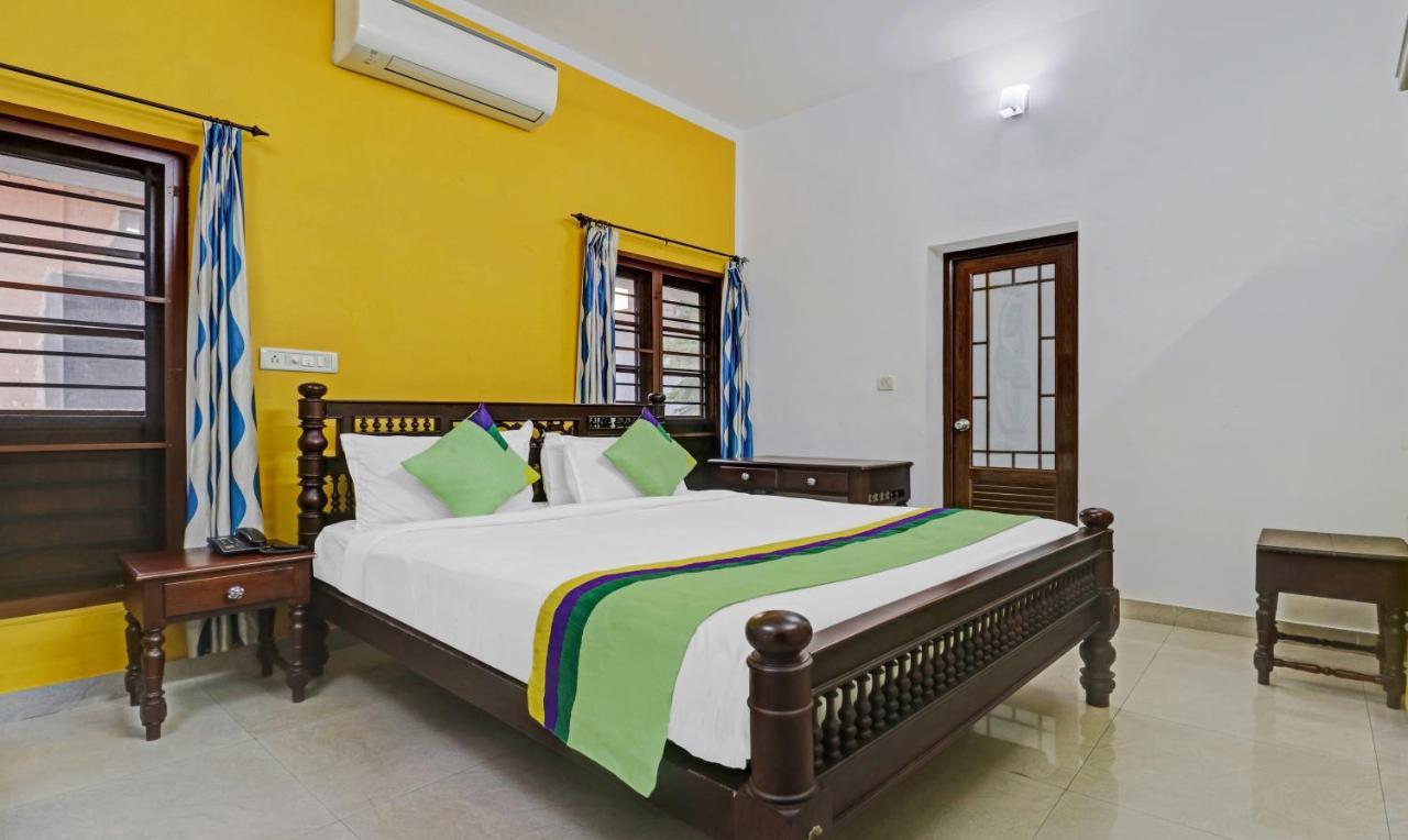 Treebo Backpackers Inn Kochi Esterno foto