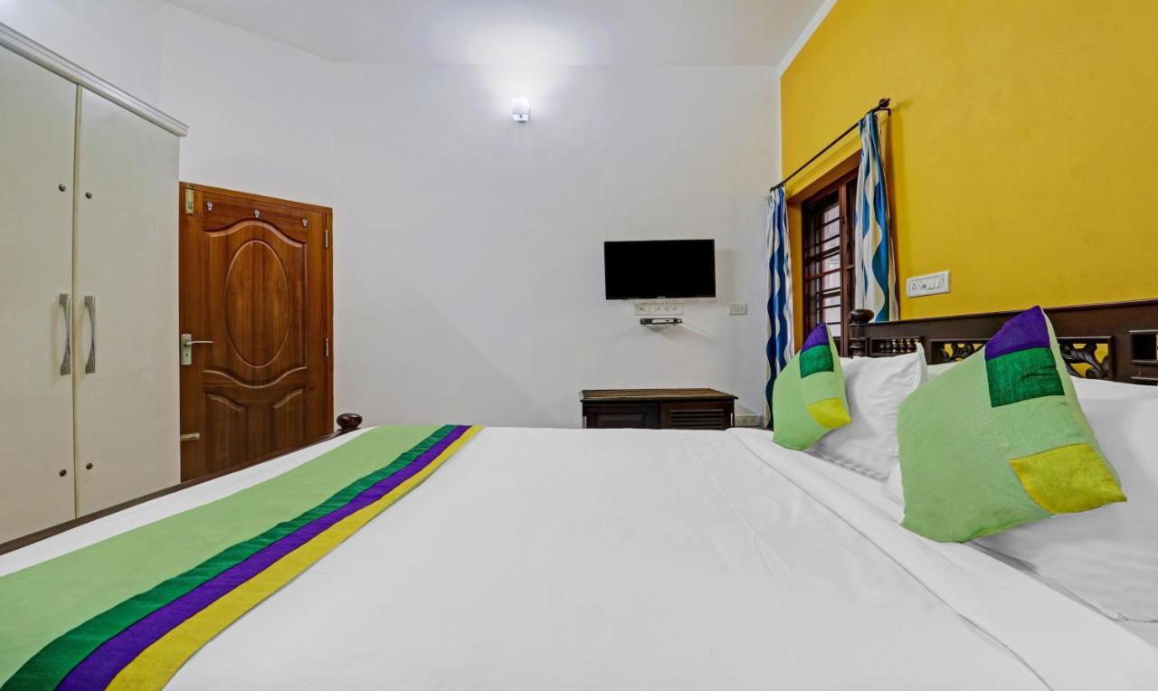 Treebo Backpackers Inn Kochi Esterno foto