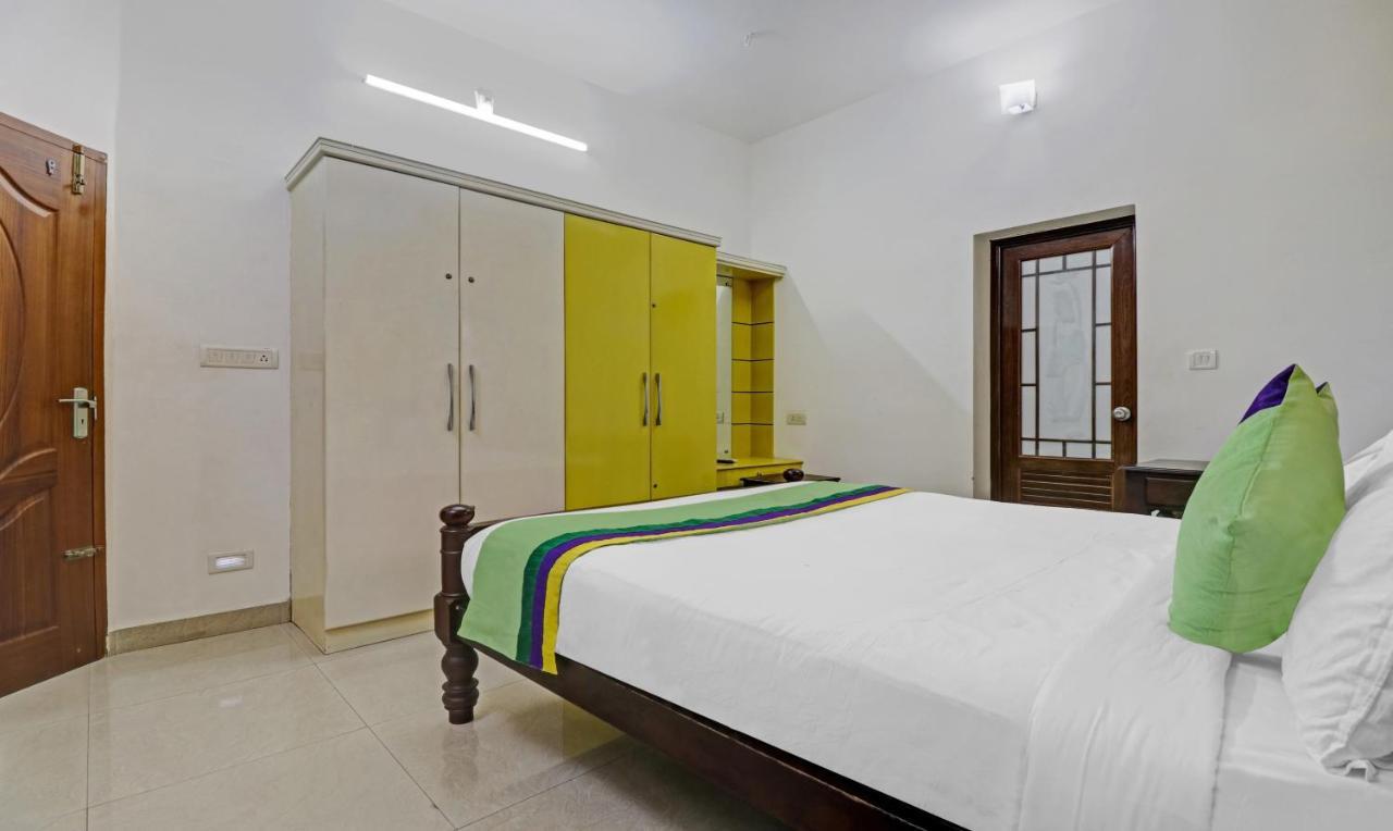 Treebo Backpackers Inn Kochi Esterno foto