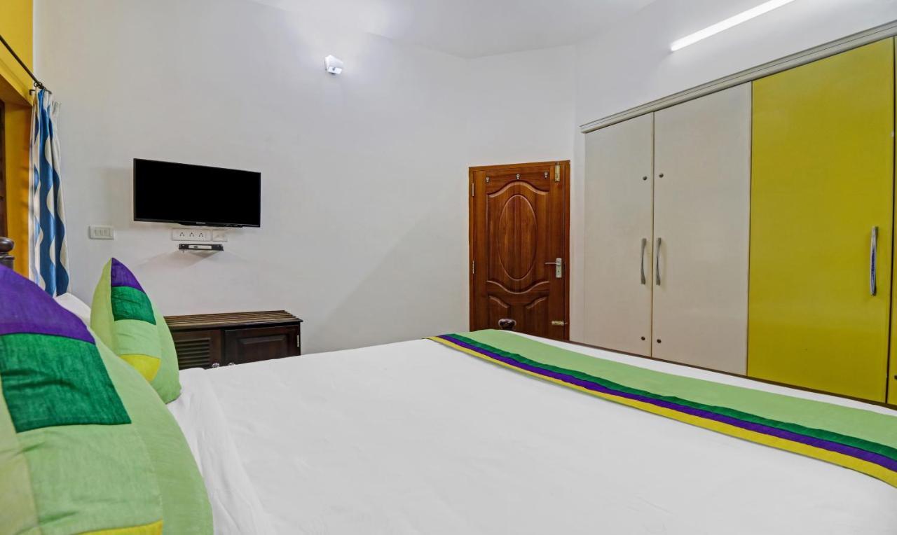 Treebo Backpackers Inn Kochi Esterno foto